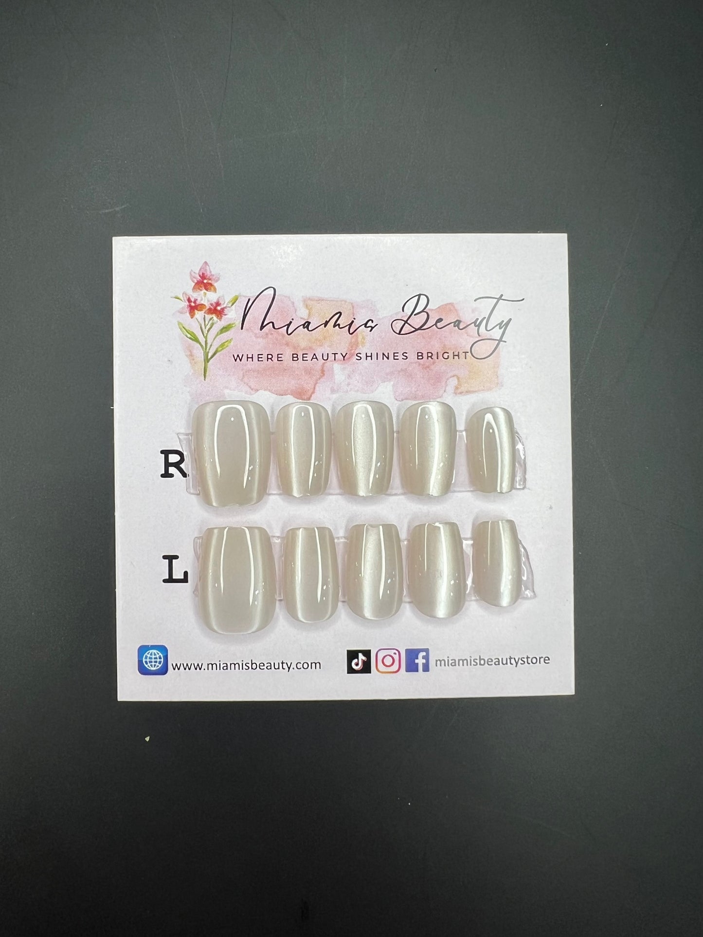 Cat eye handmade-272 (medium)