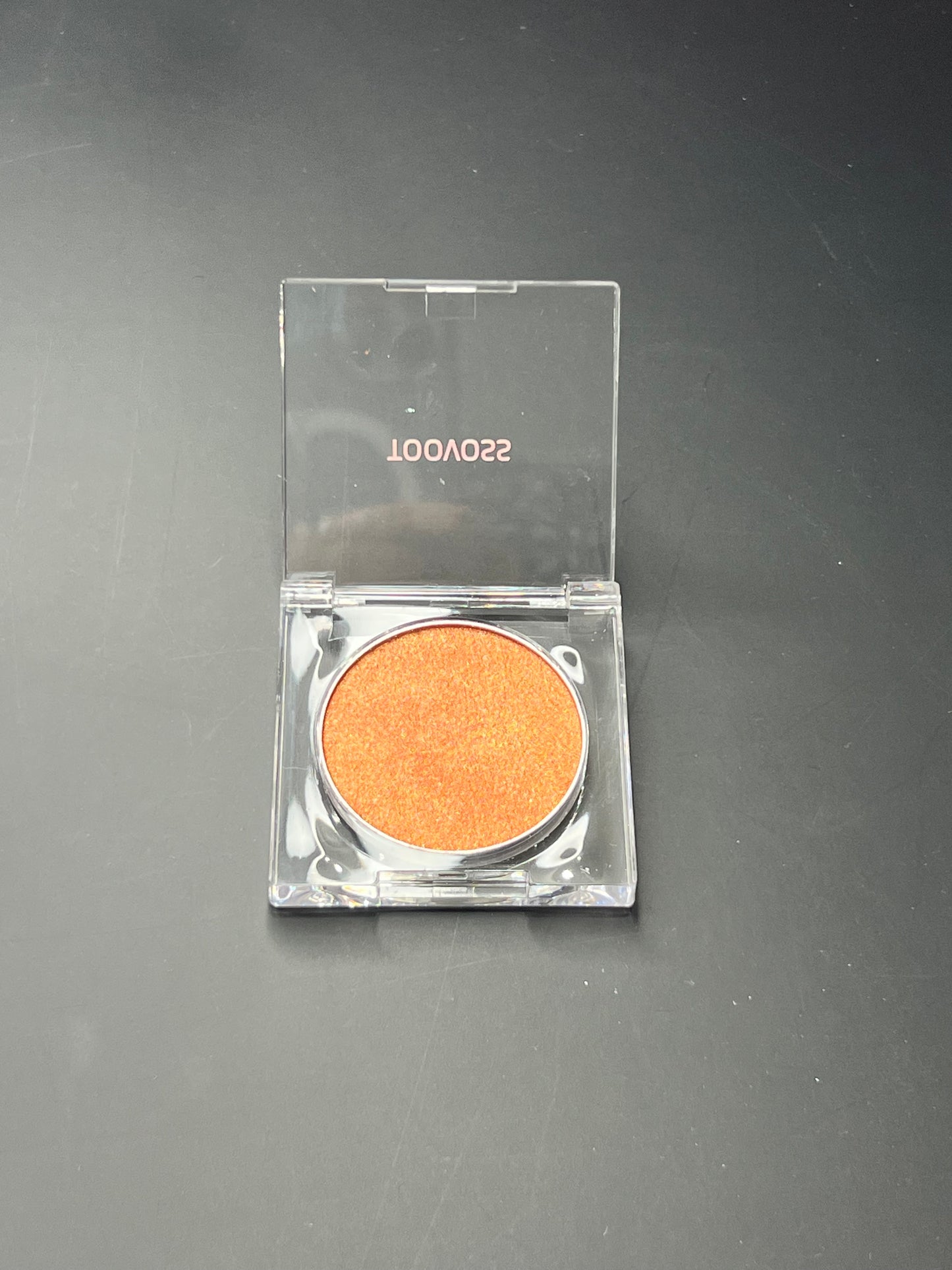 Toovoss- (single eyeshadow)