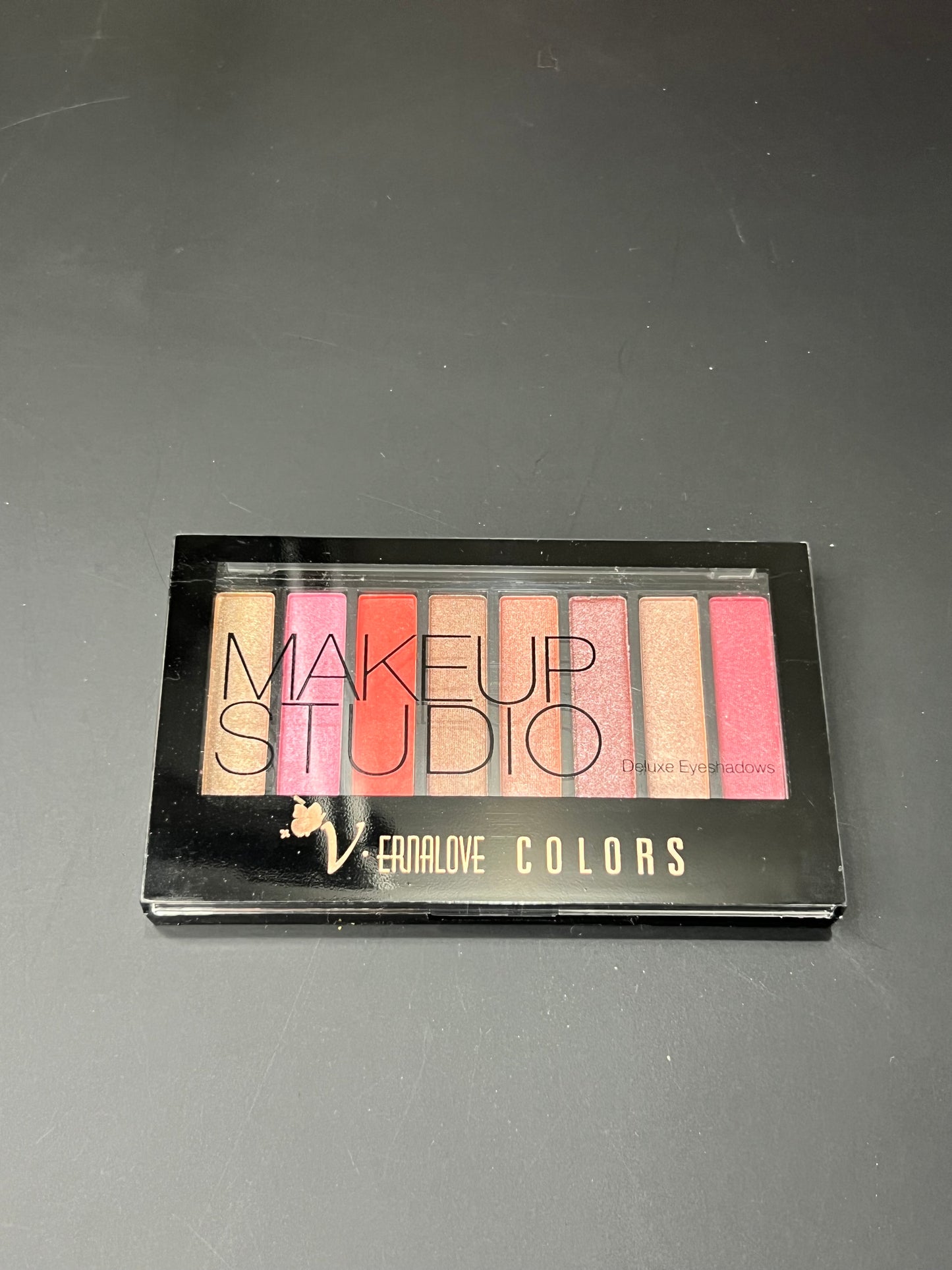 MAKEUP STUDIO - Deluxe Eyeshadows