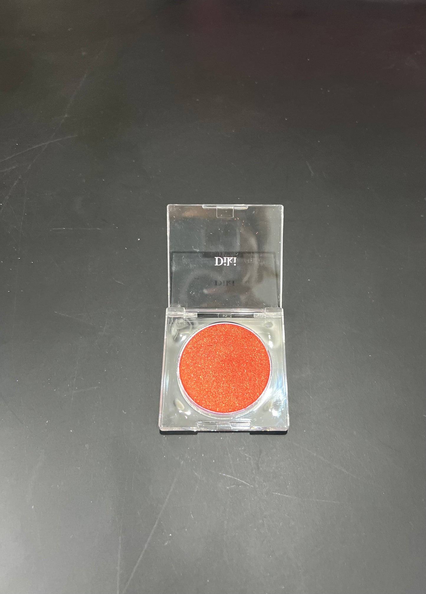Diki- (single eyeshadow)