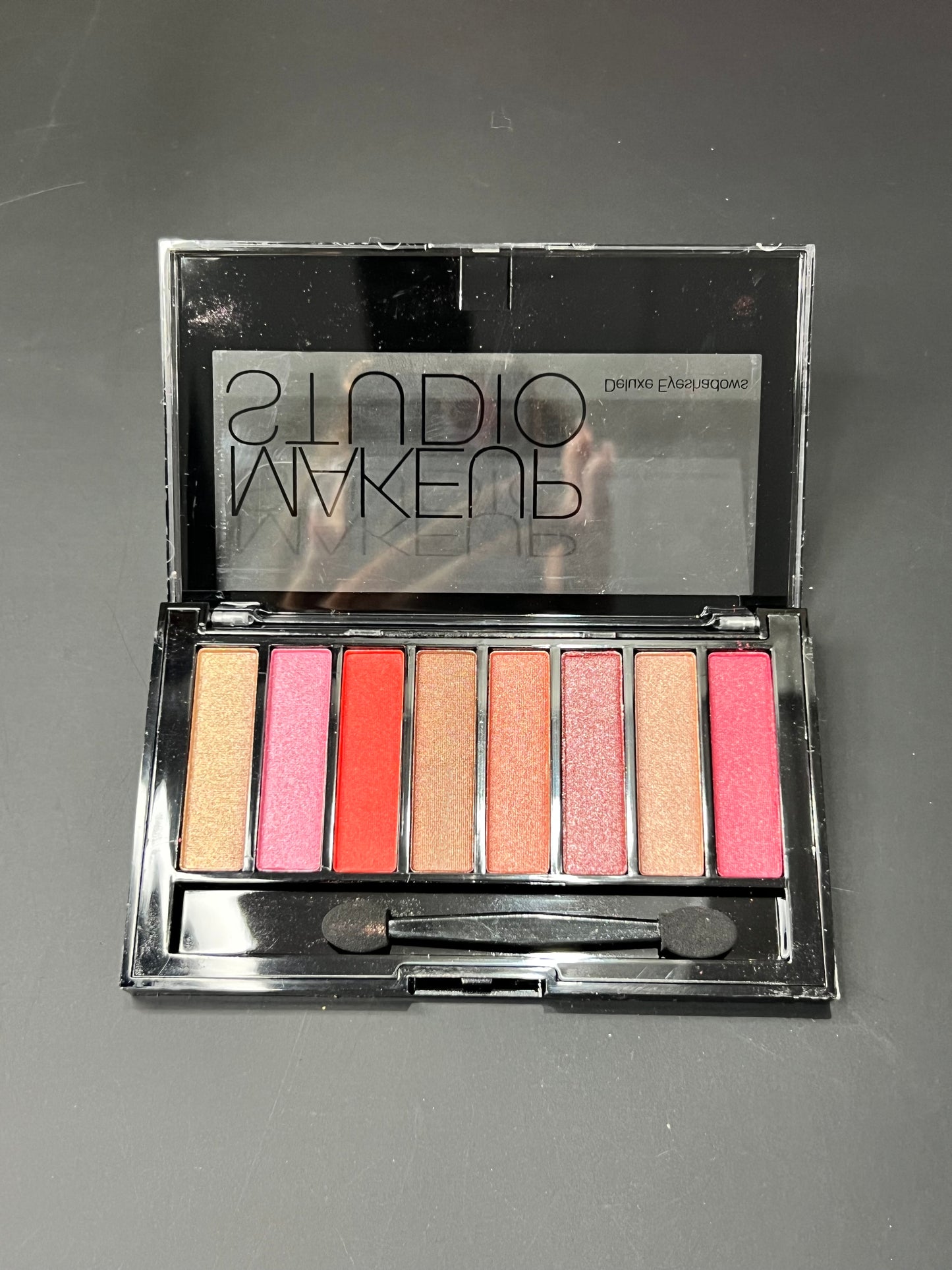 MAKEUP STUDIO - Deluxe Eyeshadows