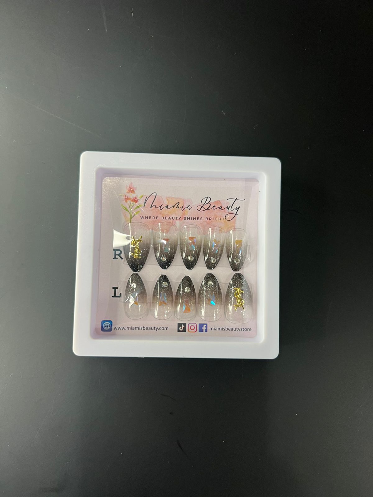 ysl-124